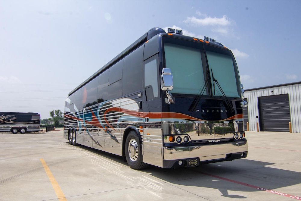 A 2010 Parliament XLII motorhome on a Prevost shell, front three-quarter view